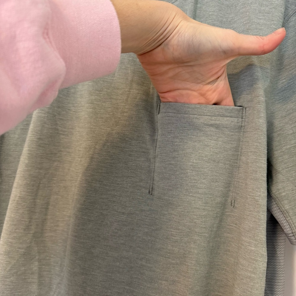 lululemon athletica Grey Short Sleeve Tee - Picture 2 of 6